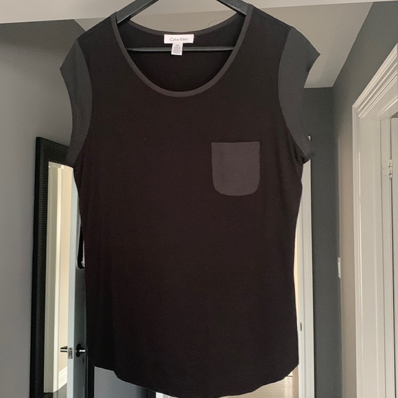 Calvin Klein t shirt - Picture 1 of 1